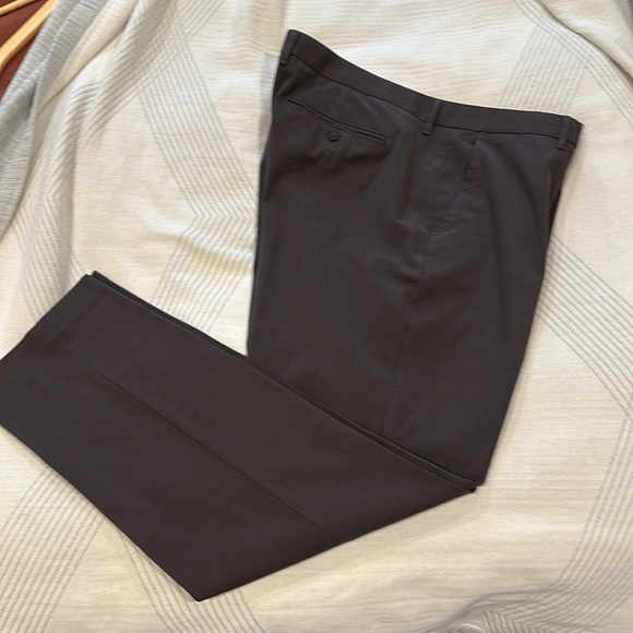 Bonobos Weekday Warrior Dress Pants, Slim fit, 40x32 - Picture 2 of 2